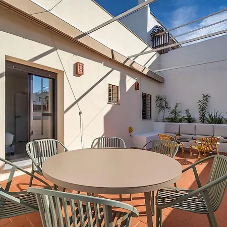 Carmen De Triana Apartment